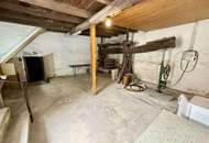Ehemaliger Bauernhof mit Presshaus, Innenhof und kleinem Stadl, in der nähe von Retz!