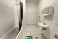 Sechshaus - Innenhofausrichtung und 5 Gehminuten zu U4 und U6! Helle Altbau-Wohnung mit 2 oder 3 Zimmern - JETZT ANFRAGEN