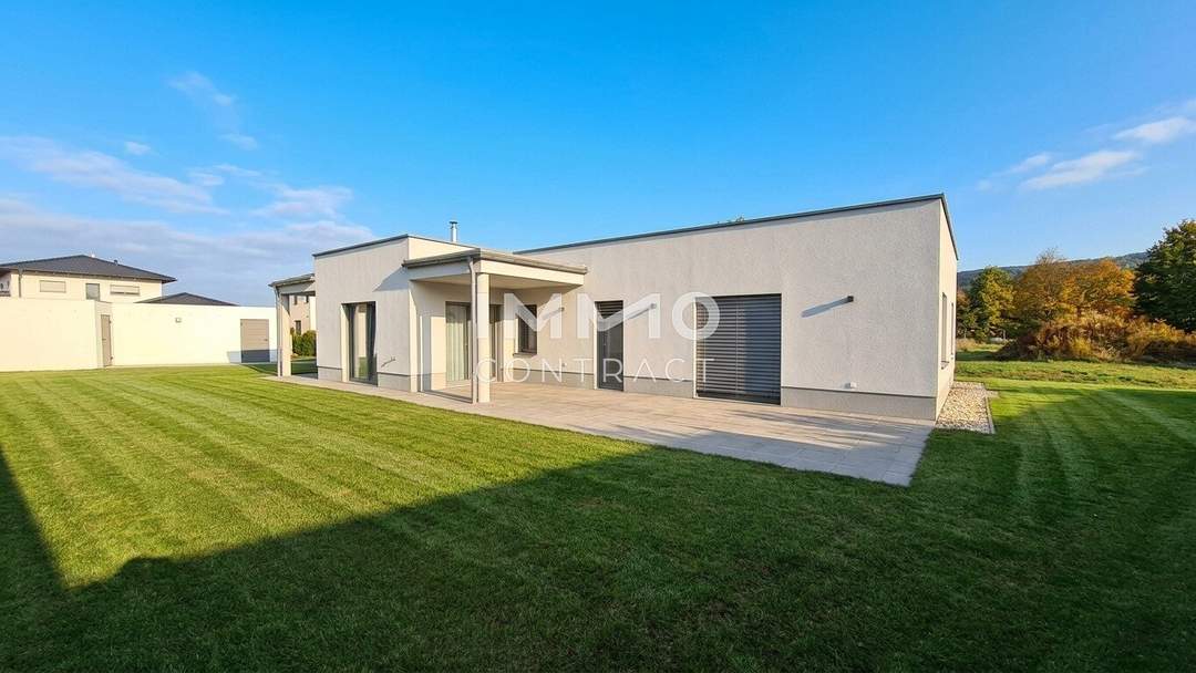 Moderner, neuwertiger Bungalow mit hochwertiger Ausstattung in ruhiger Lage von Gottsdorf