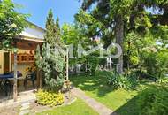 Charmantes älteres Haus mit Potential auf traumhaft idyllischem Grundstück in bester Lage