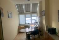 Ihre Einkaufscity in Wr. Neustadt mit perfekter Dachterrassenwohnung am Domplatz
