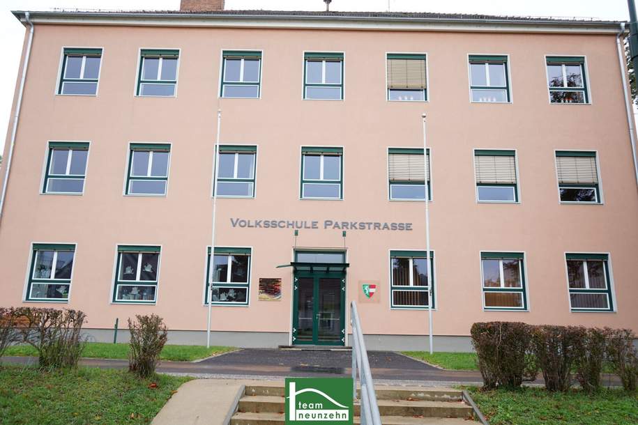 Perfekte Parkmöglichkeit - KFZ-Stellplatz in der Parkstraße 6 in Knittelfeld. - WOHNTRAUM, Kleinobjekte-miete, 90,60,€, 8280 Hartberg-Fürstenfeld