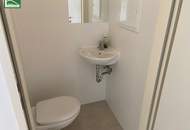 Renovierte 2-Zimmer-Wohnung mit großer Terrasse