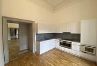 Herrschaftliches Wohnen im Schloss 138 m² 4 Zimmer Warmmiete!