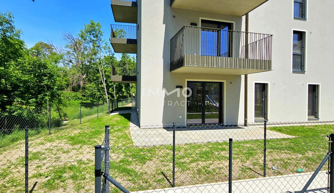 Südgarten in Ruhelage: Provisionsfreie 4-Zimmer-Wohnung, 2 Bädern, Eigengarten mit Grünblick