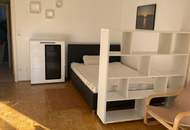 Charmante Balkonwohnung in Ruhelage – 1 Zimmer + getrennte Küche – befristet vermietet bis 2027 !