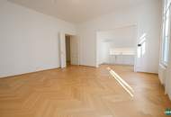 Unbefristet: Elegante 4-Zimmer-Altbau-Wohnung mit Balkon in bester City-Lage