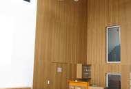 Moderne Produktionshalle mit Bürohaus!