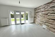 Sonniges Eckreihenhaus mit Pool, Garage und Keller!