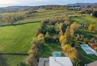 Traumhafte Villa mit Pool, Garten &amp; Weitblick in Brunn am Gebirge