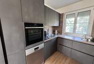 Eckreihenhaus mit uneinsichtigem Garten, Pool und zwei Stellplätzen!