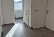 Anlageobjekt! Gut vermietete, sonnige 3 Zi-Dachgeschosswohnung mit Seeblick