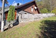 Großzügiges, vielseitig nutzbares Wohnhaus mit umfangreichem Ausbaupotenzial – Teilrenoviert und bereit für Ihre individuellen Wohnträume!