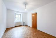 RUHELAGE NAHE JAKOMINIPLATZ | 2-Zimmer-Wohnung mit neuer Küche und Blick in den grünen Innenhof