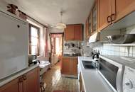 Altehrwürdiges Stadthaus mit Garten und Garage