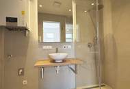 Erstbezug nach Sanierung - Moderne 2 Zimmer Wohnung im Altbau