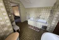 Sanierungsbedürftiges Mehrfamilienhaus mit großem Grundstück in Stadtlage Knittelfeld