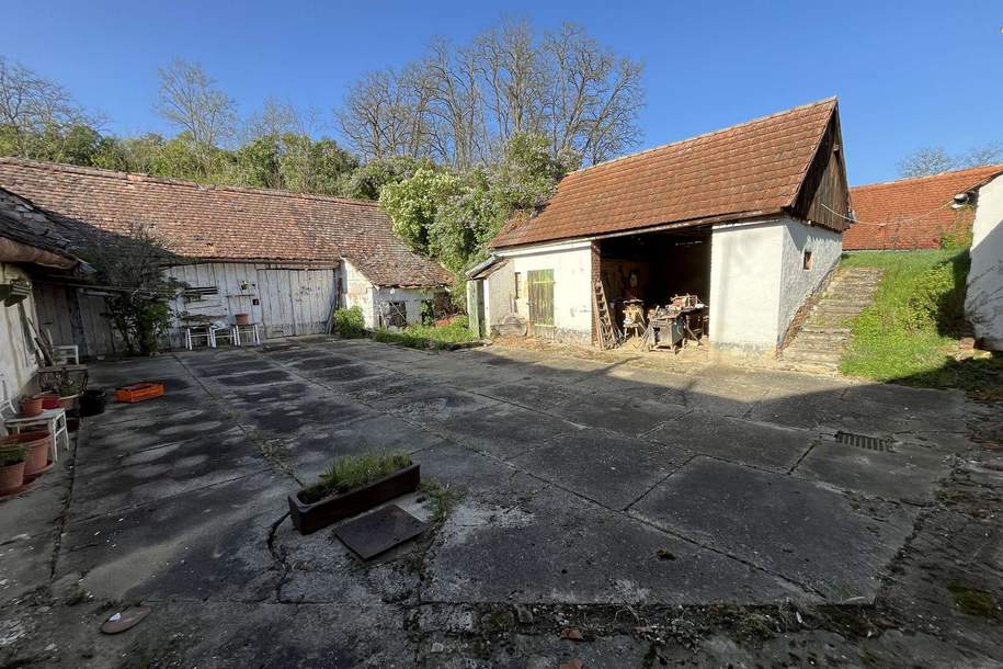1.178 qm Grundstücksfläche, mit 2 Stadln, 1 Garage, 1 Halle und einem Abriss Objekt!, Haus-kauf, 50.000,€, 2052 Hollabrunn