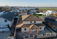 Stilvolle Villa mit gepflegtem Garten und großzügiger Garage