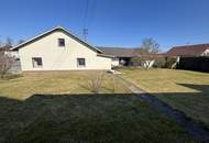 Großzügiges Grundstück mit Bestandsgebäude