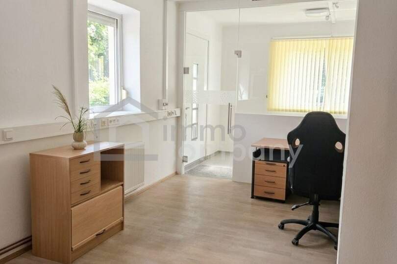 Helles &amp; geräumiges 27 m² Büro – bei Bedarf flexibel erweiterbar, Gewerbeobjekt-miete, 250,00,€, 8911 Liezen