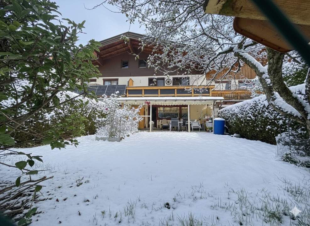 Preisreduzierung! Gepflegtes Reihenhaus in sonniger und zentraler Lage von Piesendorf