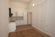 Schöne, helle 2-Zimmer Altbauwohnung in der Merangasse