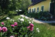 LANDHAUSVILLA mit Pool in Grünruhelage - 7 Zimmer
