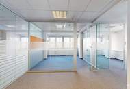 Ihr Arbeitsplatz im Zentrum: Helle Büroflächen mit Entwicklungspotenzial