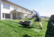 ***Besichtigungstag, Freitag, 16. Oktober 2026 von 13:30 - 15:30 Uhr*** Modernes Plus-Energie-Reihenhaus in Massivholzbauweise