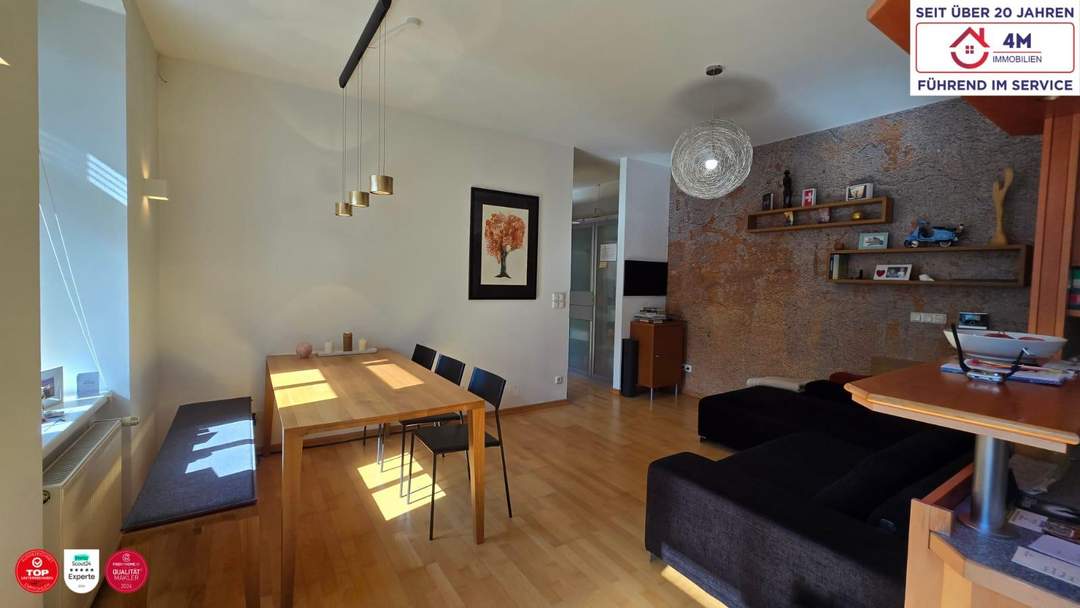 Drei Zimmer Stilaltbau-Rarität in begehrter Lage – sonnig, ruhig und elegant
