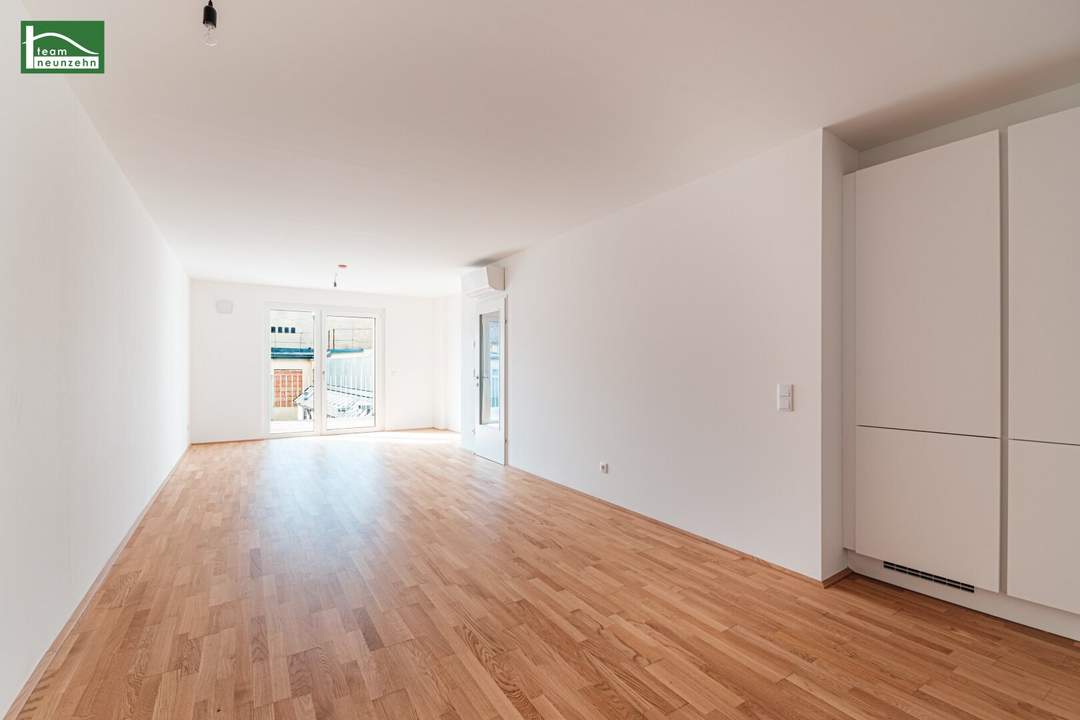 Lichtdurchflutete Erstbezugs-Wohnung mit großer Hof-Terrasse nahe Schönbrunn! Nahe Schönbrunn und mit inkludierter Küche!