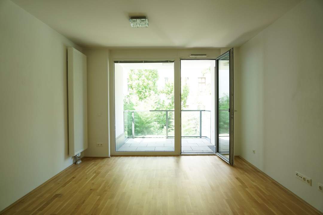 Moderne Dreizimmerwohnung mit Loggia