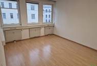 Modernes Büro 65m² mit Garage, Lift &amp; Einbauküche im 21. Bezirk, Wien zu mieten