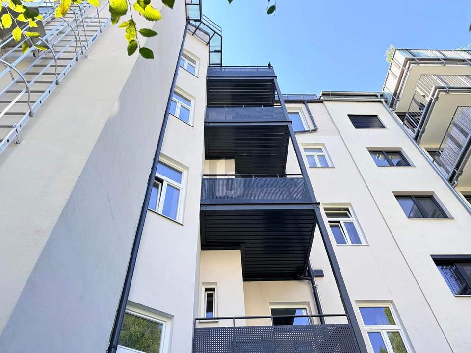 Preisreduktion! NEUBAU FEELING AUF SANIERTEM ALTBAU BEIM AKH