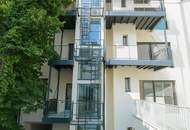 First occupancy | Townhouse with two terraces in a quiet location