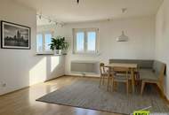 Sehr gepfegte 2 Zimmerwohnung mit Loggia und KFZ-Abstellplatz in zentraler Lage und Fernblick