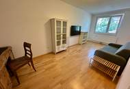 VOLLMÖBLIERT MIT STELLPLATZ UND VIEL LICHT