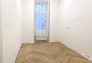Erstbezug nach Sanierung - Altbau-Flair in AKH/U6-Nähe!