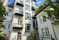 ELEGANTES GESCHÄFTSLOKAL MIT WUNDERSCHÖNEM PORTAL IN REPRÄSENTATIVEM ALTBAU