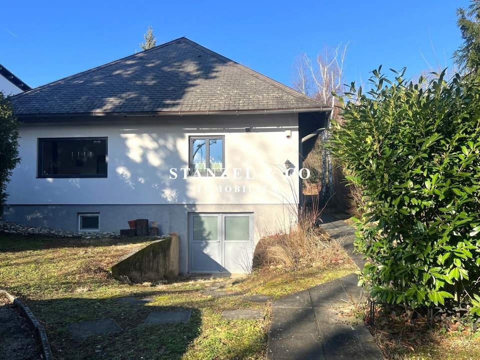 EINFAMILIENHAUS IN SCHÖNER GRÜNRUHELAGE