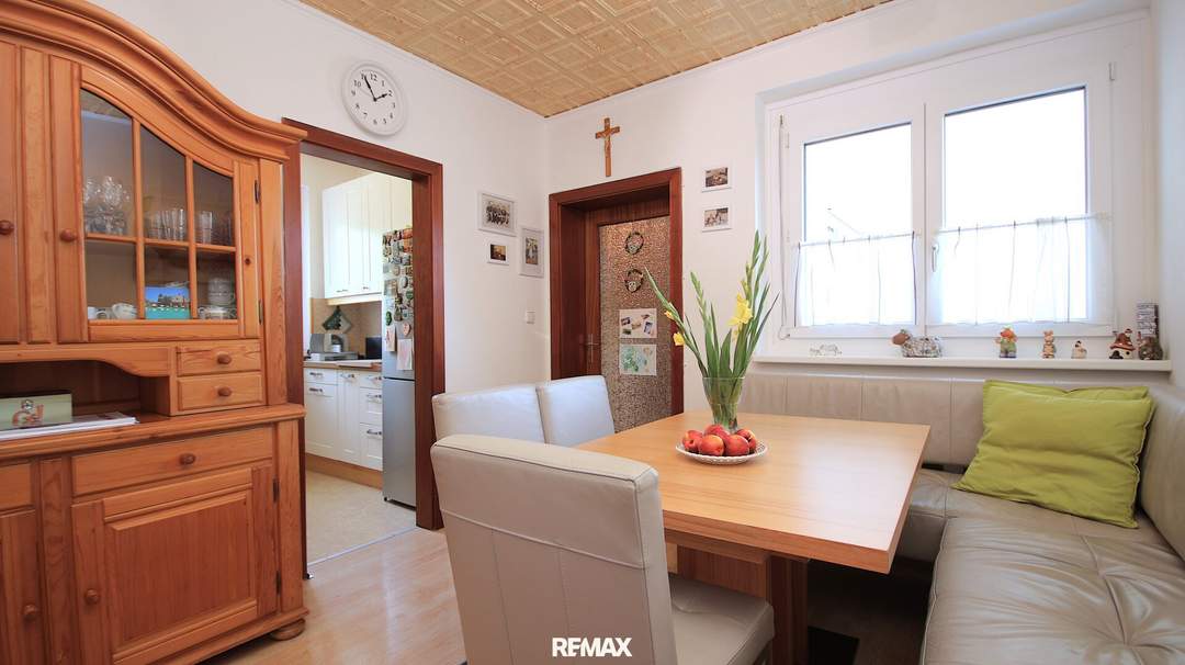 Raumwunder: 3,5-Zimmer-Wohnung mit Loggia und Tiefgarage in grüner Lage