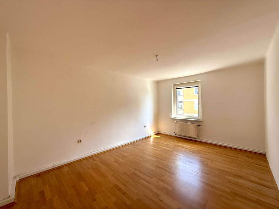 Sofort bezugsbereit: Charmante 2-Zimmer-Wohnung mit getrennter Küche