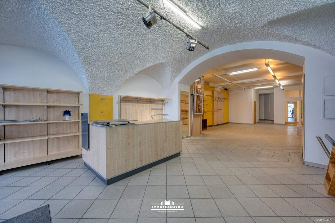 Top-Adresse. Geschäftslokal oder Büro am Stadtplatz. Zentral. Sichtbar.