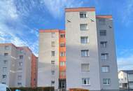 2-Zimmerwohnung mit Loggia und eigener Garage im Kurort! SANIERBAR!!
