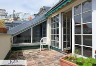 Großzügige DG Wohnung mit 2 ruhigen Südterrassen in zentraler Lage