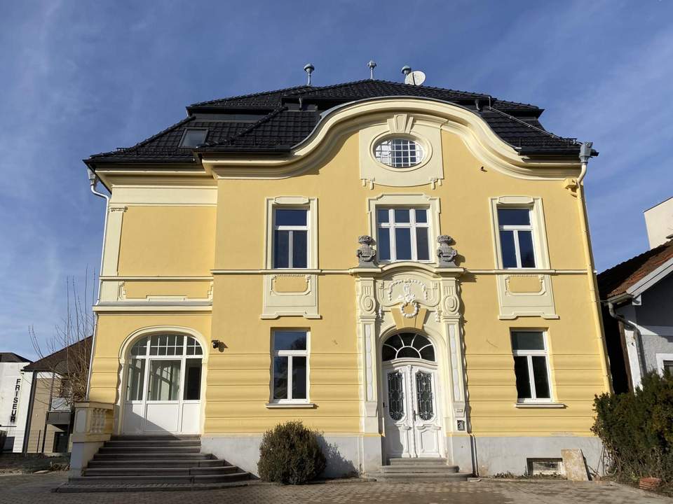 Wohn- und Geschäftsflächen im Stadtzentrum mit Lift und Parkmöglichkeiten