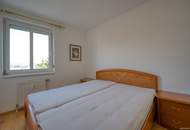 Sonnige 3-Zimmer Wohnung mit Blick ins Grüne, Loggia, Kellerraum und Tiefgaragenstellplatz.