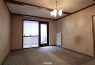 Wohnung mit Loggia und guter Raumaufteilung – ideal für eine umfassende Erneuerung