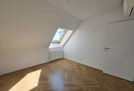 Lichtdurchflutete 3 Zimmer DG-Wohnung mit Terrasse & Klimaanlage im Herzen des 9. Bezirks - Glasergasse